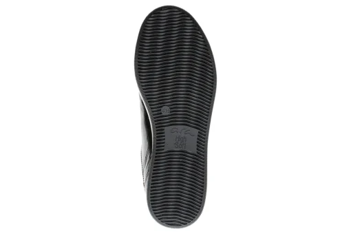 Ara Rei Low