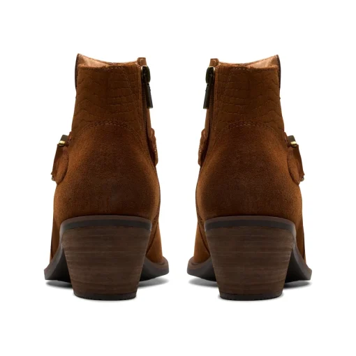 Clarks Neva Buckle