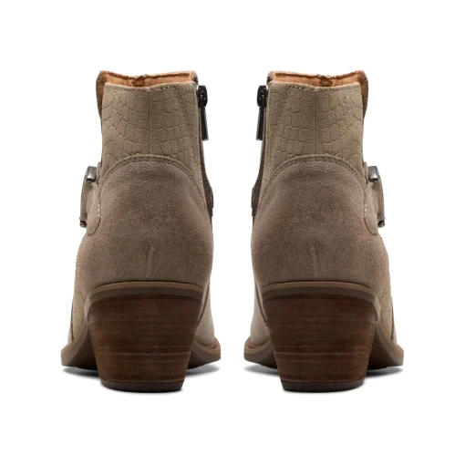 Clarks Neva Buckle