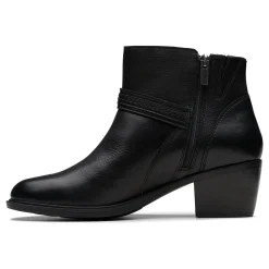 Clarks Neva Buckle