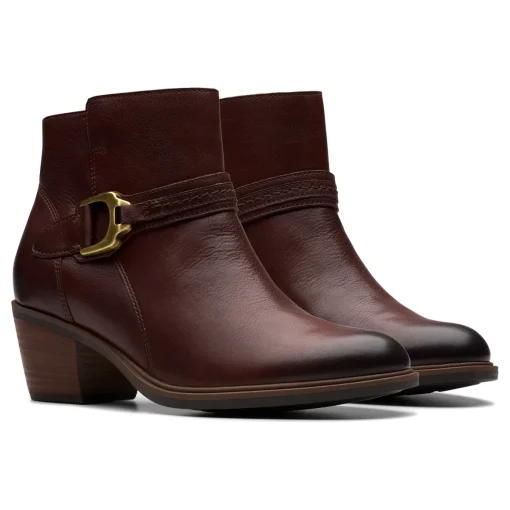 Clarks Neva Buckle