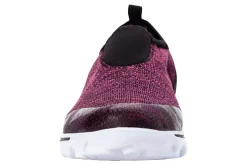 Propet Travelactiv Slip On
