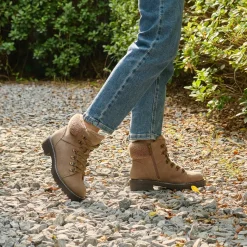 The Walking Company Rainier Lace Boot