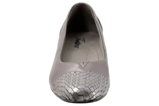 Trotters Daisy