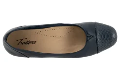 Trotters Daisy