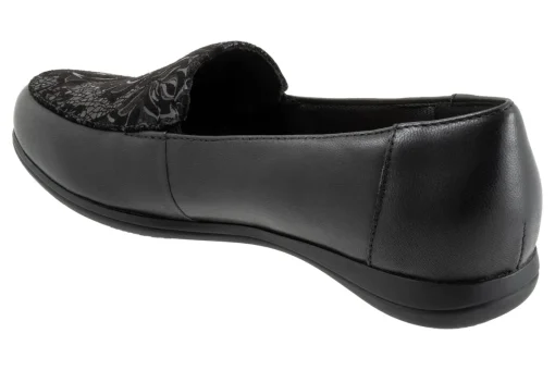 Trotters Deanna