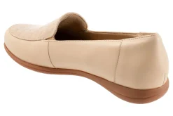 Trotters Deanna
