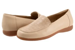 Trotters Deanna