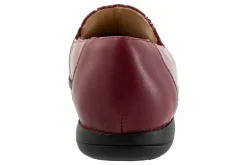 Trotters Deanna