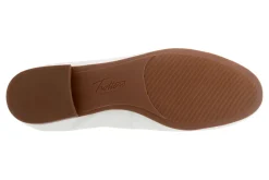Trotters Gia Ornament