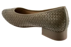 Trotters Jade