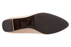 Trotters Kari