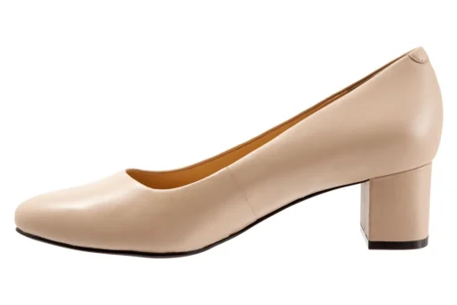 Trotters Kari