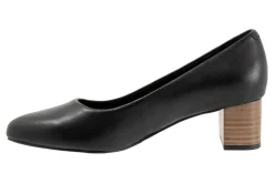 Trotters Kari