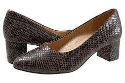Trotters Kari
