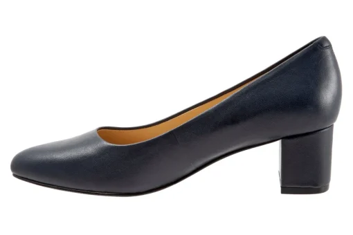 Trotters Kari