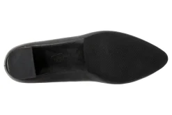 Trotters Kari