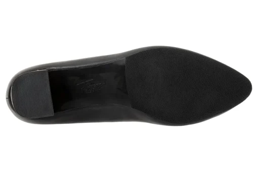 Trotters Kari