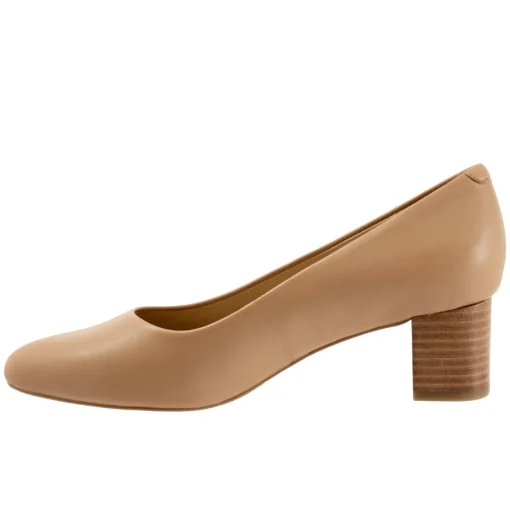 Trotters Kari