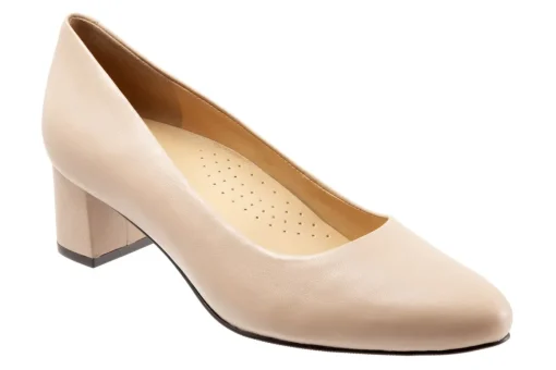 Trotters Kari