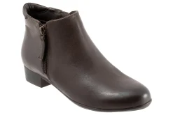 Trotters Major Embossed