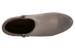 Trotters Major Embossed