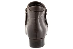 Trotters Major Embossed