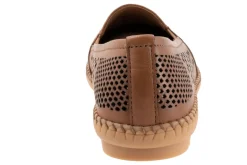 Trotters Royal