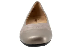 Trotters Stella