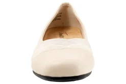 Trotters Stella